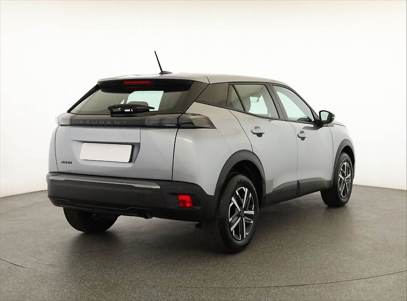 Peugeot 2008 (2026) Style 1.2 PureTech - fotka 5 z 16