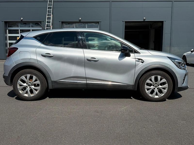 Renault Captur 1.3 TCe - fotka 7 z 15