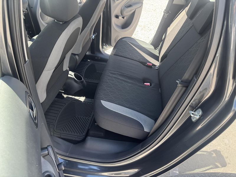 Citroën C3 Picasso 1.4VTi,SERVISKA,ČR - fotka 16 z 26