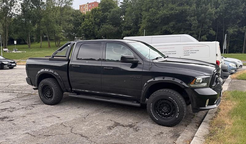 Dodge RAM (2016) - fotka 3 z 10
