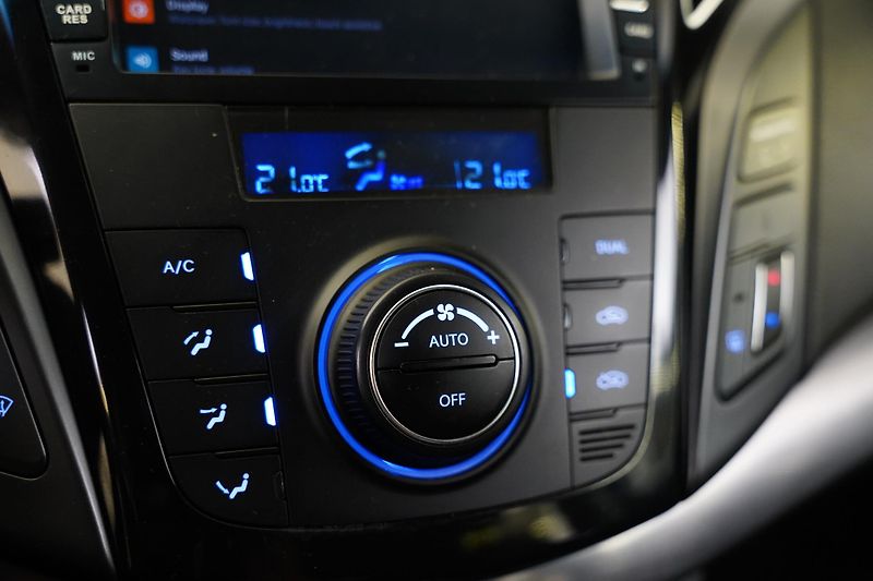 Hyundai i40 - fotka 21 z 27
