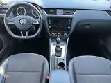 Škoda Octavia (2018) 1.6 TDi, AT, navi, autoAC - náhled 8