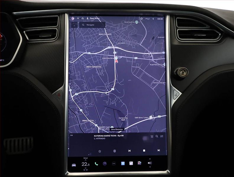 Tesla Model S (2017) P100D Ludicrous, SoH 93% - fotka 13 z 21