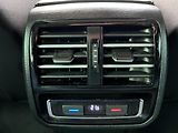 Volkswagen Passat 1.4TSi 110kw DSG NAVI KAMERA - náhled 25