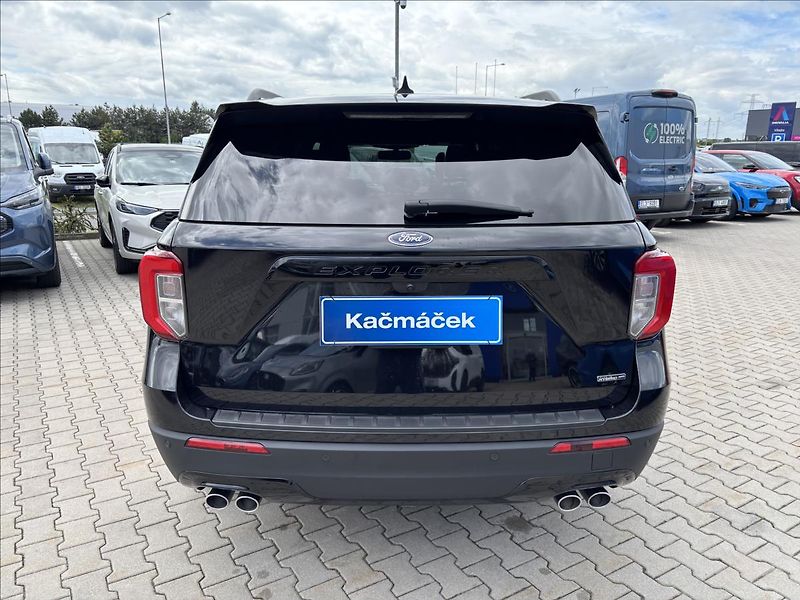 Ford Explorer 3,0 PHEV 336kW ST-Line AWD DPH - fotka 4 z 52
