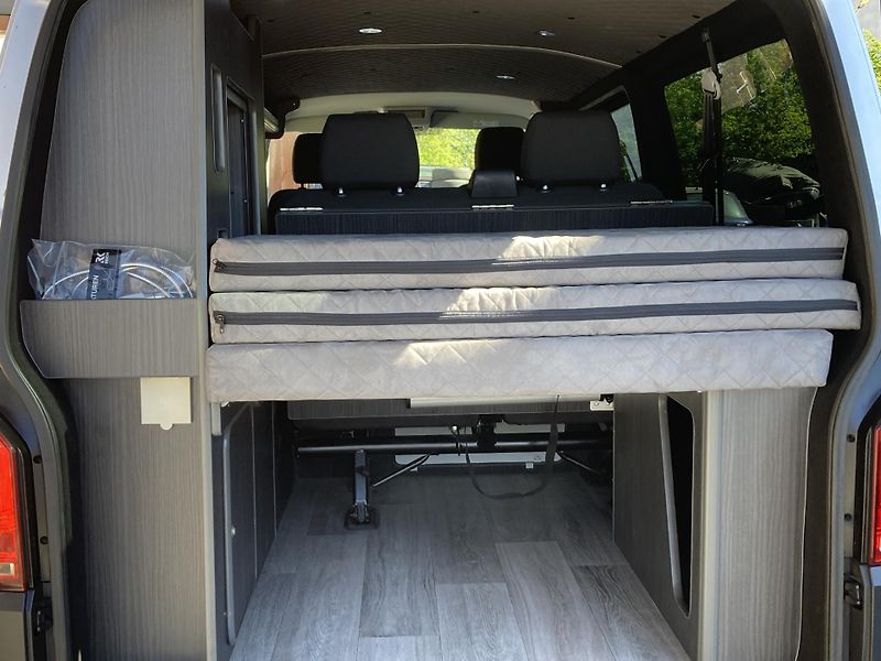 Volkswagen T6 (2018) CALIFORNIA 2,0TDi 4MOTION -DPH - fotka 6 z 35