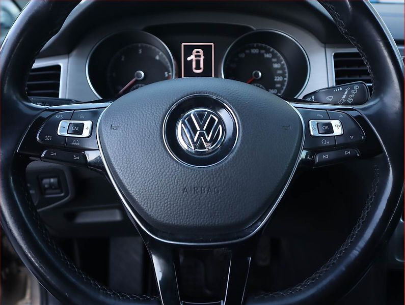 Volkswagen Golf Sportsvan (2014) Comfortline 1.6 TDI - fotka 18 z 18