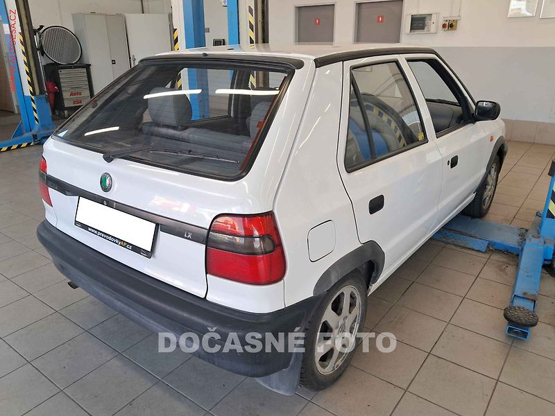 Škoda Felicia (1997) 1.3i, ČR, servis.kniha - fotka 2 z 3