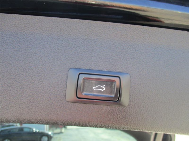 Audi A4 Avant 2,0 TDI, quattro, servis - fotka 14 z 45