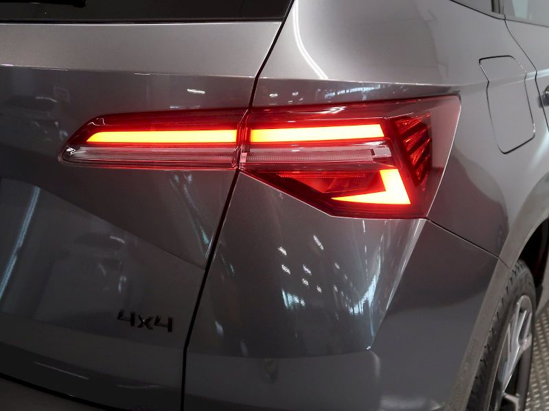 Škoda Karoq (2026) SPORTLINE 2.0TDI 110KW 4x4 DSG - fotka 11 z 46