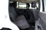 Jeep Cherokee 2.8 CRD L/automat/tažné/klima/ - náhled 27