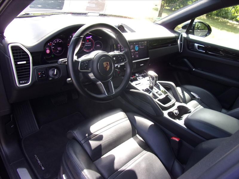 Porsche Cayenne 3,0 V6  Coupé 2maj. DPH - fotka 17 z 33