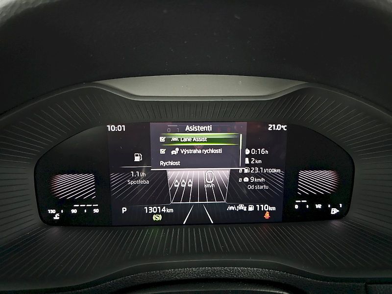 Škoda Karoq (2024) 1.5TSI 110kW DSG Selection - fotka 12 z 31