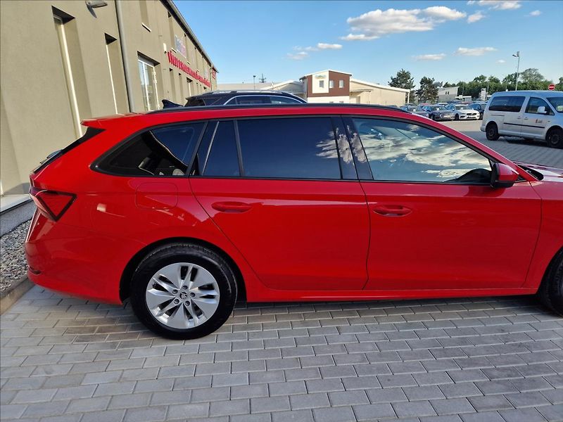 Škoda Octavia 2.0TDI DSG Ambition,ČR,1.Maj. - fotka 43 z 50
