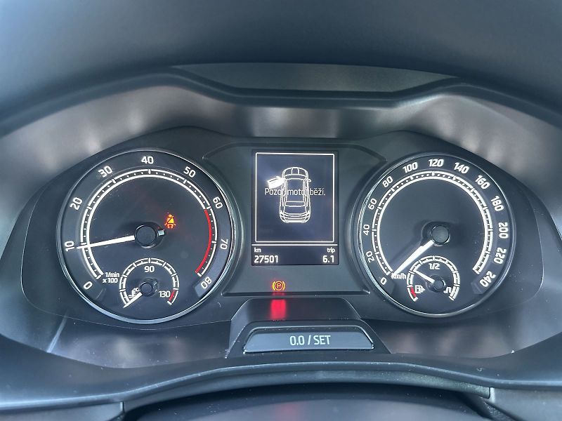 Škoda Kamiq (2020) 1.5 TSI Style - fotka 11 z 34