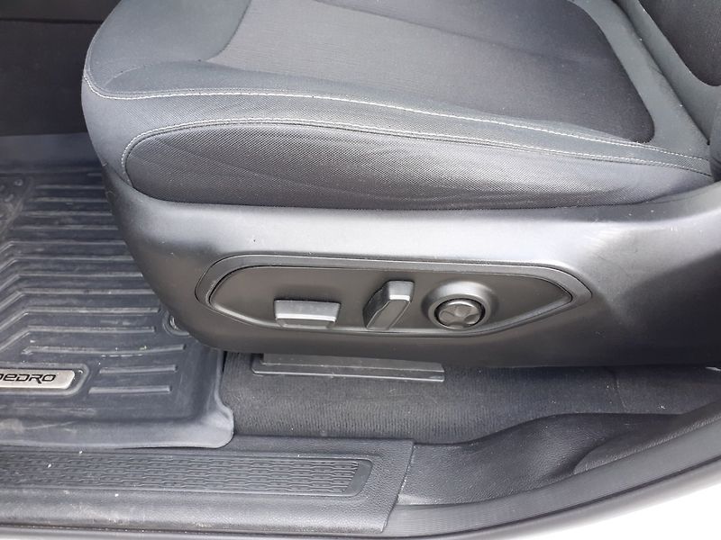 Jeep Grand Cherokee (2023) 3.6 L  V6  4x4 - fotka 21 z 31