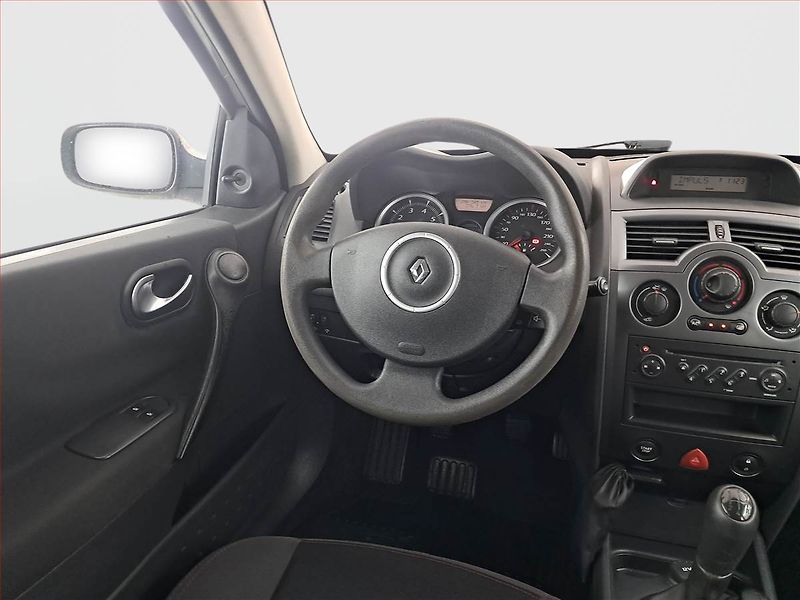 Renault Mégane (2007) 1.6 16V, nová STK, Tažné - fotka 7 z 13
