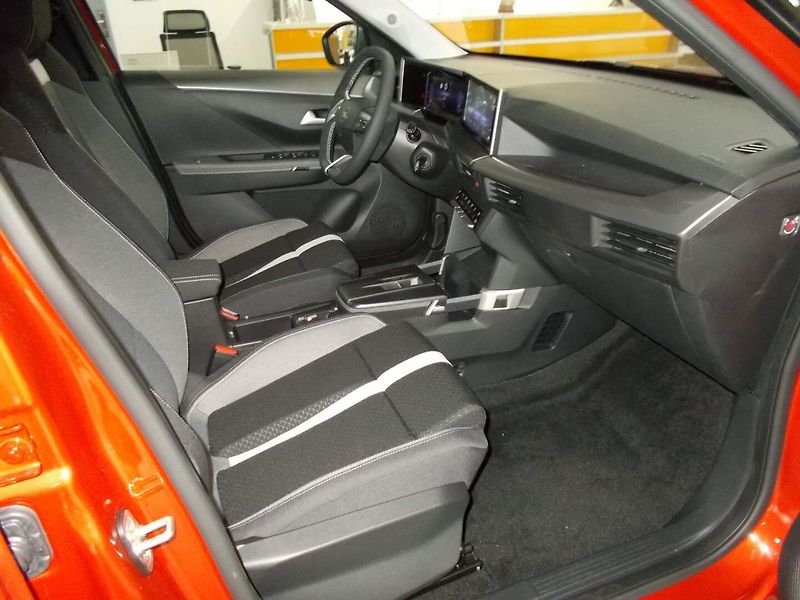 Opel Frontera (2026) Edition Hybrid 1.2 TURBO (81kW - fotka 14 z 30