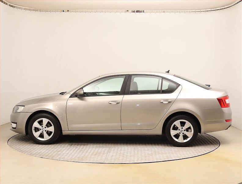 Škoda Octavia (2016) Ambition Plus 1.6 TDI - fotka 3 z 19