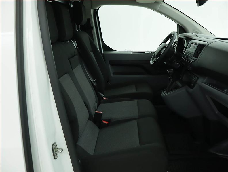 Dacia Duster (2017) 1.5 dCi, Navi, Tempomat - fotka 9 z 18