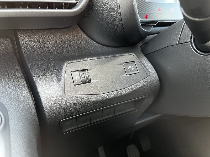 Toyota ProAce City Verso 1.5D 6MT Business ODBĚR ihned - fotka 26 z 27