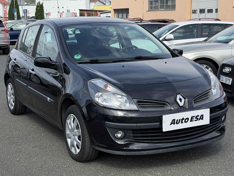 Renault Clio (2006) 1.6 16V - fotografie inzerátu