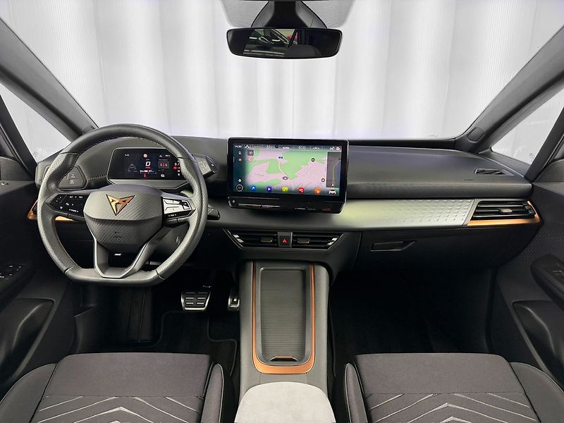Cupra Born 150 KW / 58 KWH, ACC, LANE, FR - fotka 9 z 23