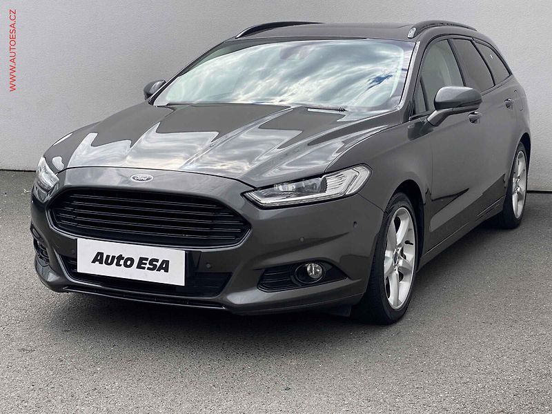 Ford Mondeo (2015) 2.0 EB, Titanium, AT, LED - fotka 3 z 21