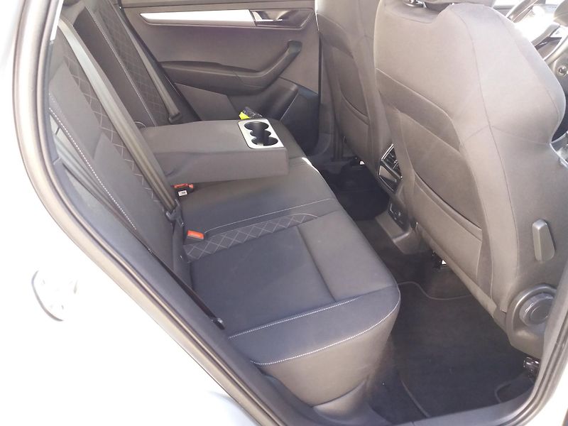 Škoda Karoq 1.6TDi,DSG,LED,NAVI.! - fotka 20 z 24