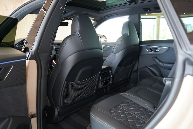 Audi Q8 TDI quattro 210 kW, S line - fotka 45 z 50