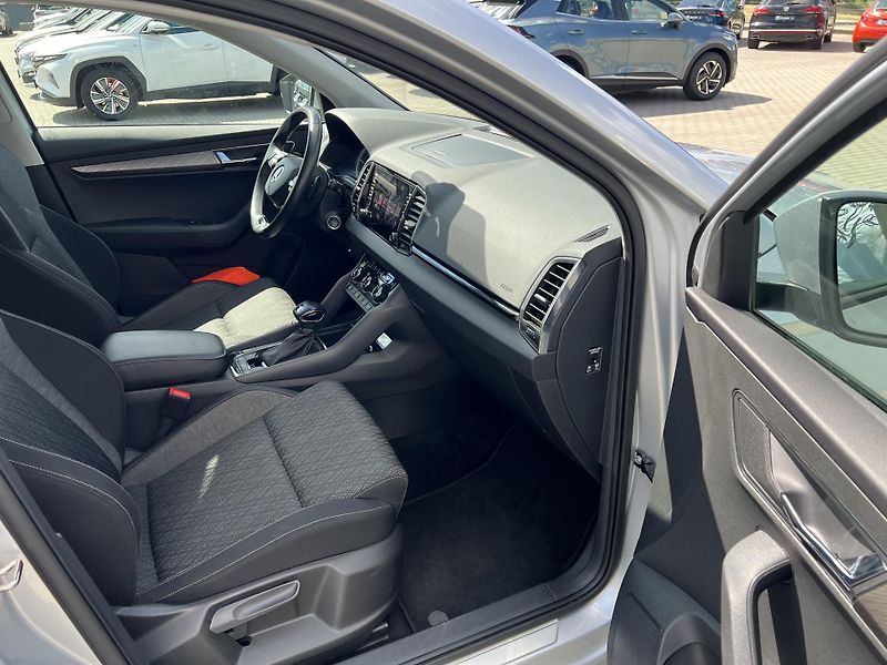 Škoda Karoq (2022) 2,0 TDi 110kW STYLE 4x4 DSG - fotka 32 z 39