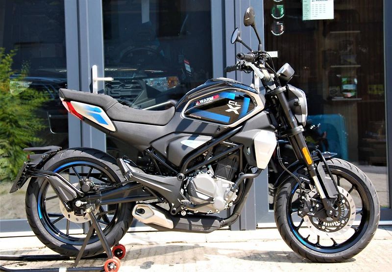 CFMOTO 300 CL-X (2026) 300CL-X - fotka 1 z 25