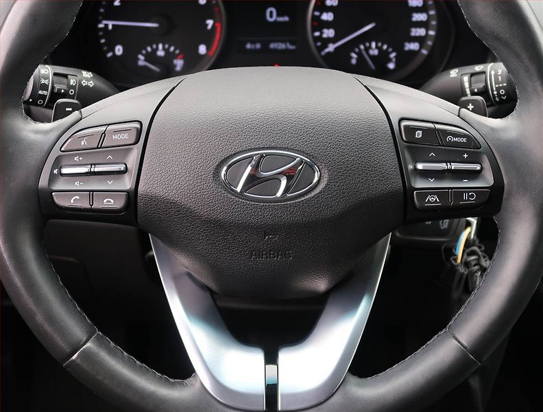 Hyundai i30 (2022) Komfort 1.0 T-GDI, Automat, ČR - fotka 16 z 18