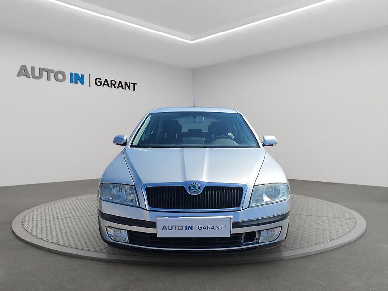 Škoda Octavia (2004) 1.9 TDi 77kw, ČR - fotka 2 z 16