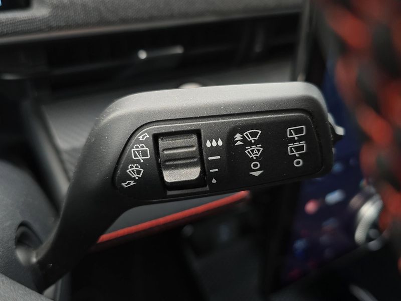 Ford Mustang Mach-E (2021) Extended Range, 4x4, 98kWh, DP - fotka 13 z 26