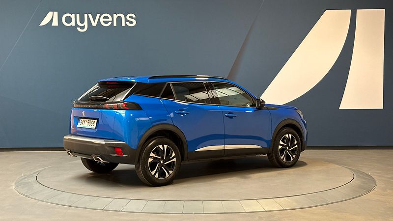 Peugeot 2008 ALLURE 1.2 PureTech 130 S&S EA - fotka 2 z 13