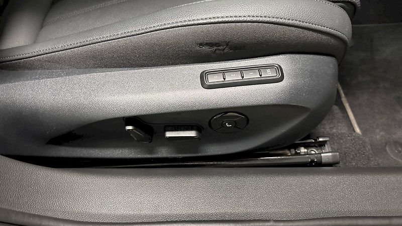 Škoda Superb (2024) Laurin&Klement 2.0 TDI 142kW 4 - fotka 25 z 35