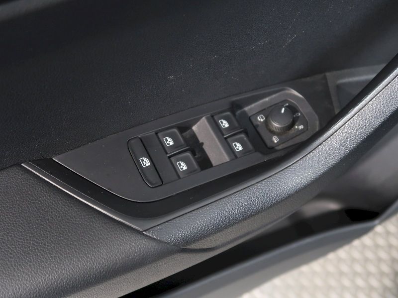 Škoda Karoq (2021) STYLE 1.5TSI 110KW DSG TAŽNÉ - fotka 16 z 40
