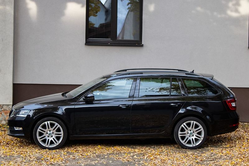 Škoda Octavia - fotka 8 z 35