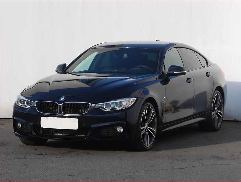 BMW Řada 4 (2015) M Paket 420d xDrive, 4X4 - fotka 2 z 22