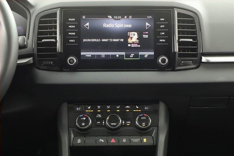 Škoda Karoq (2024) Fresh 1.5 TSI - fotka 9 z 20