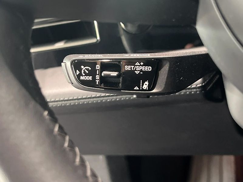 Porsche Taycan 4S Cross Turismo HuD 360 Inno - fotka 13 z 26