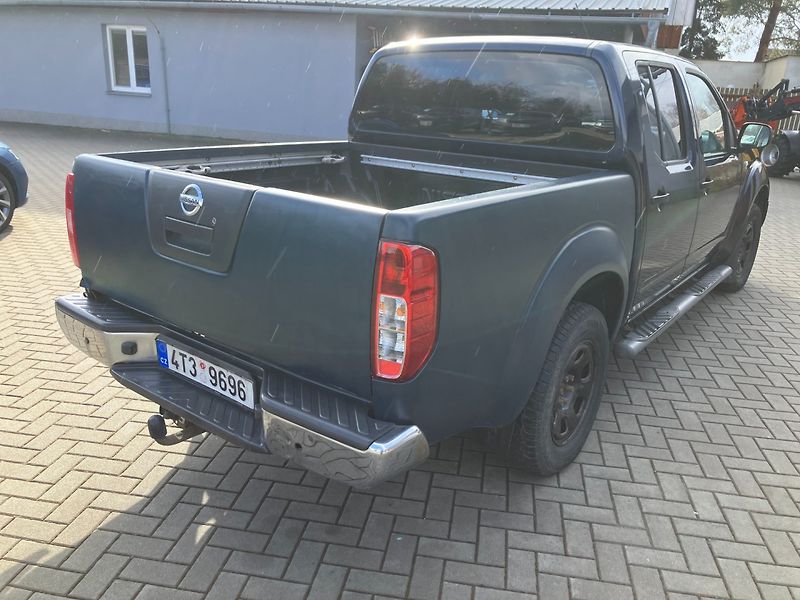 Nissan Navara (2007) 2.5DCI 4WD DOUBLE CUB - fotka 6 z 27