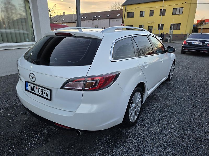 Mazda 6 2.0 D Xenon Bose - fotka 4 z 19
