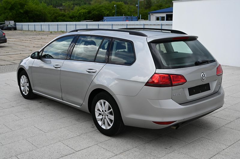 Volkswagen Golf VII 1.2TSI 77KW POHON ŘEMEN  - fotka 7 z 47