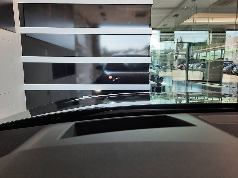 Audi A6 (2021) Avant 50 TDI quattro (210kW/28 - fotka 26 z 33