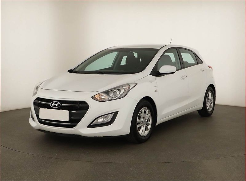 Hyundai i30 (2016) 1.6 CRDi, Serv.kniha, Tempomat - fotka 2 z 13