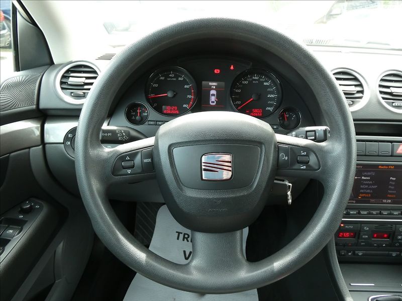Seat Exeo 1,8 TSi 1.majitel, serviska - fotka 31 z 50
