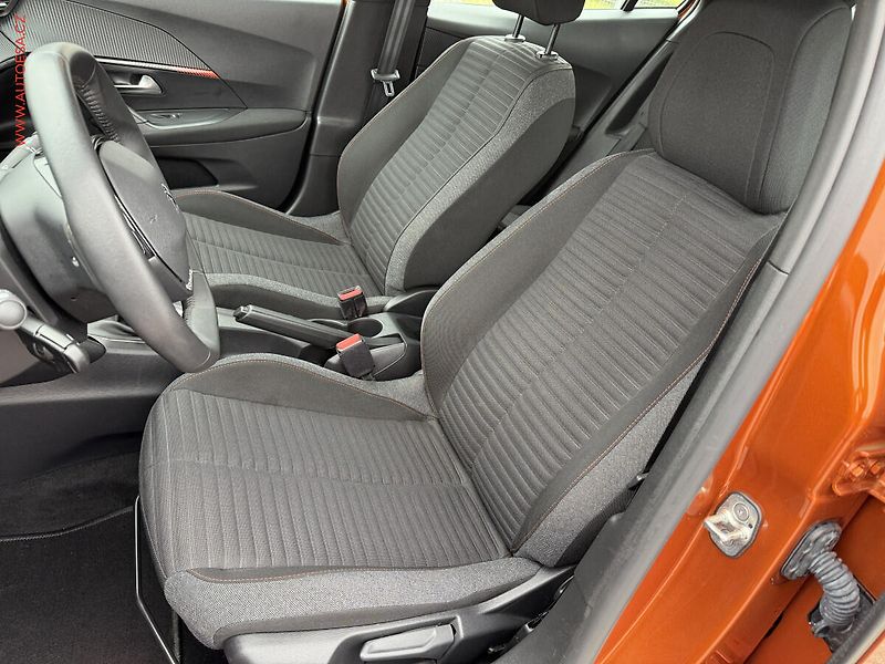 Peugeot 2008 (2023) 1.2 PT, ČR, Active - fotka 9 z 19