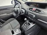 Renault Scénic (2013) 1.5 DCI - náhled 14